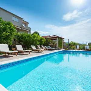 Duje Appartement Kaštela